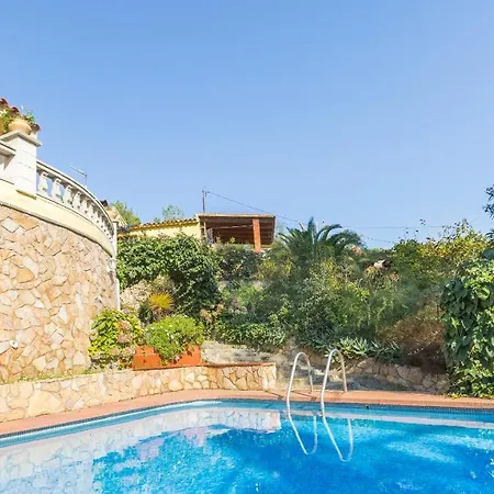 Sleeps 8 With Pool And Wifi Villa *